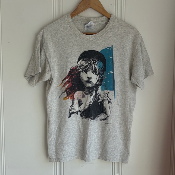 Vintage Tops - Vintage Les Miserables T-shirt Single Stitch Cotton Heather Gray